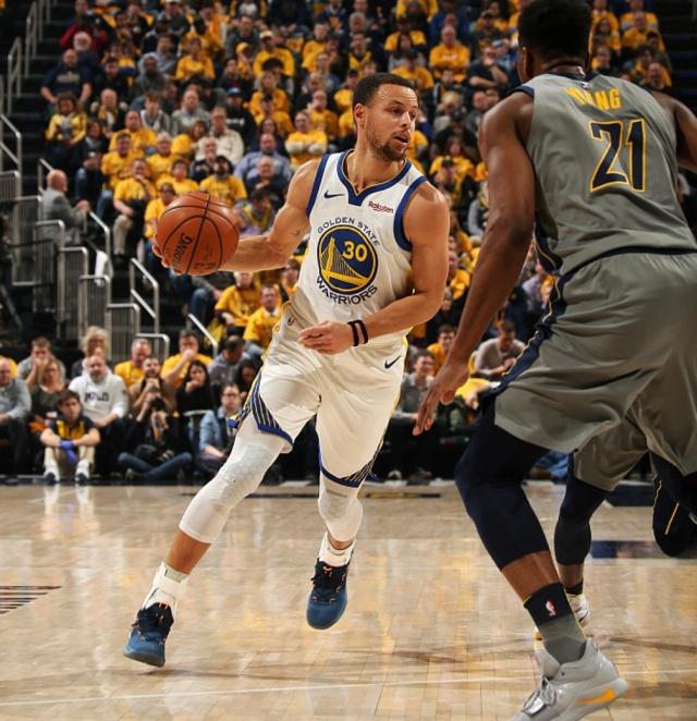 费格申时隔5年重返教练席 为昔日曼联金童告别赛复出