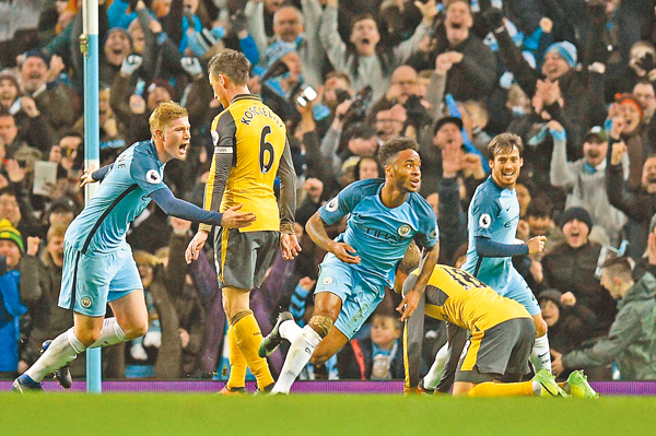 赵嘉仁吊球篮下 胡金秋上篮打成并加罚