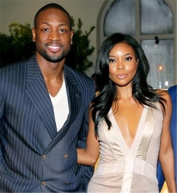 裘德·贝林厄姆：今天和我的兄弟贝尼在一起。