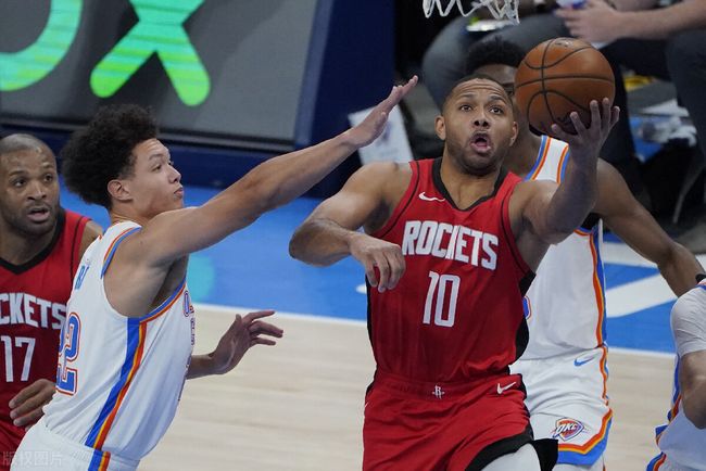 壶铃世锦赛后的金融温度