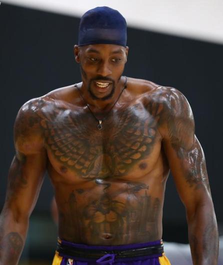 布克这一球确实太强硬了